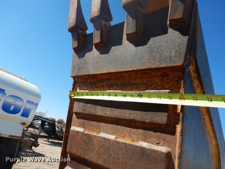 image for item DJ8835 Case 580M Series 3  backhoe