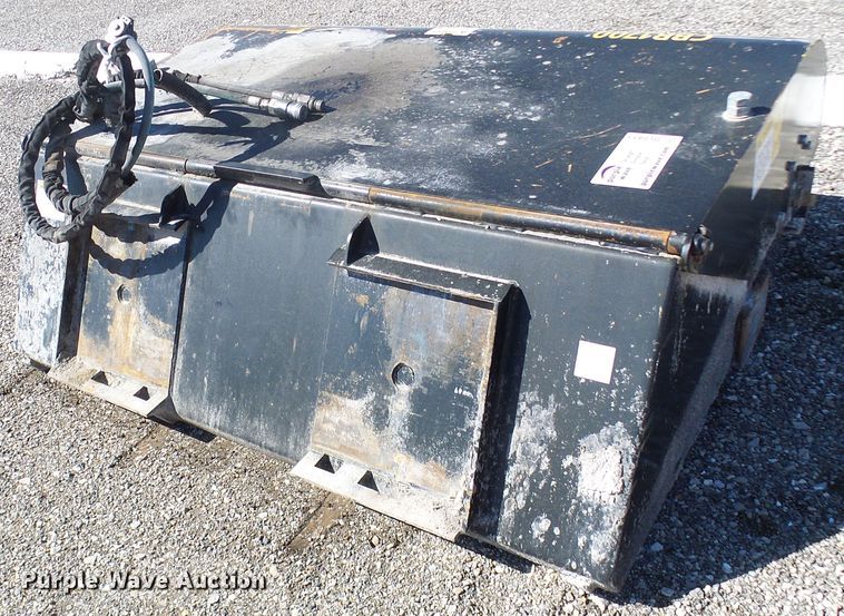 image for item DL0815 Euroimplementos CBR1700  skid steer broom