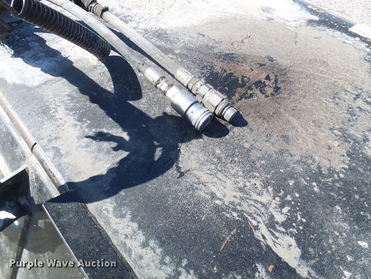 image for item DL0815 Euroimplementos CBR1700  skid steer broom