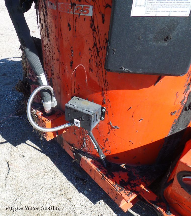 image for item DL0816 2014 Crafco SS125D  melter applicator