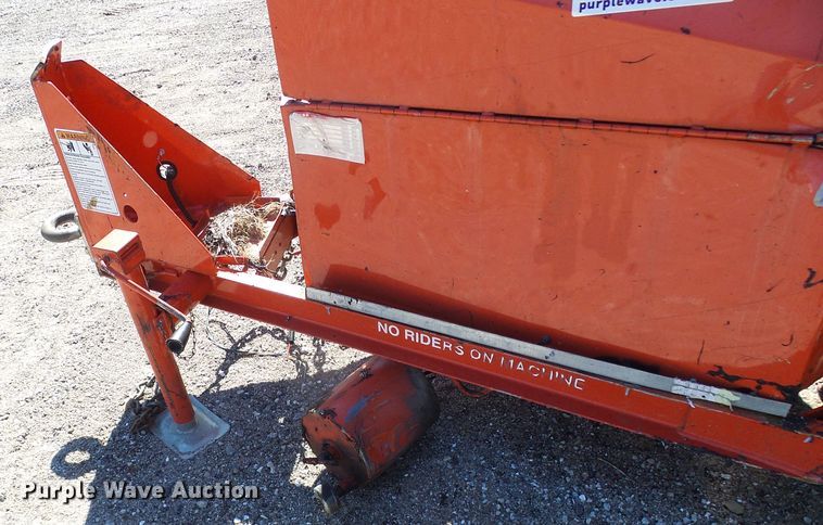 image for item DL0816 2014 Crafco SS125D  melter applicator