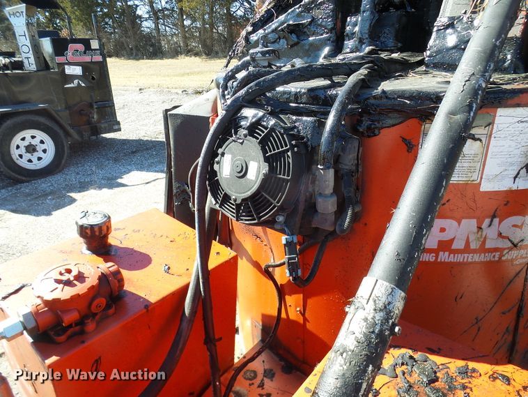 image for item DL0816 2014 Crafco SS125D  melter applicator