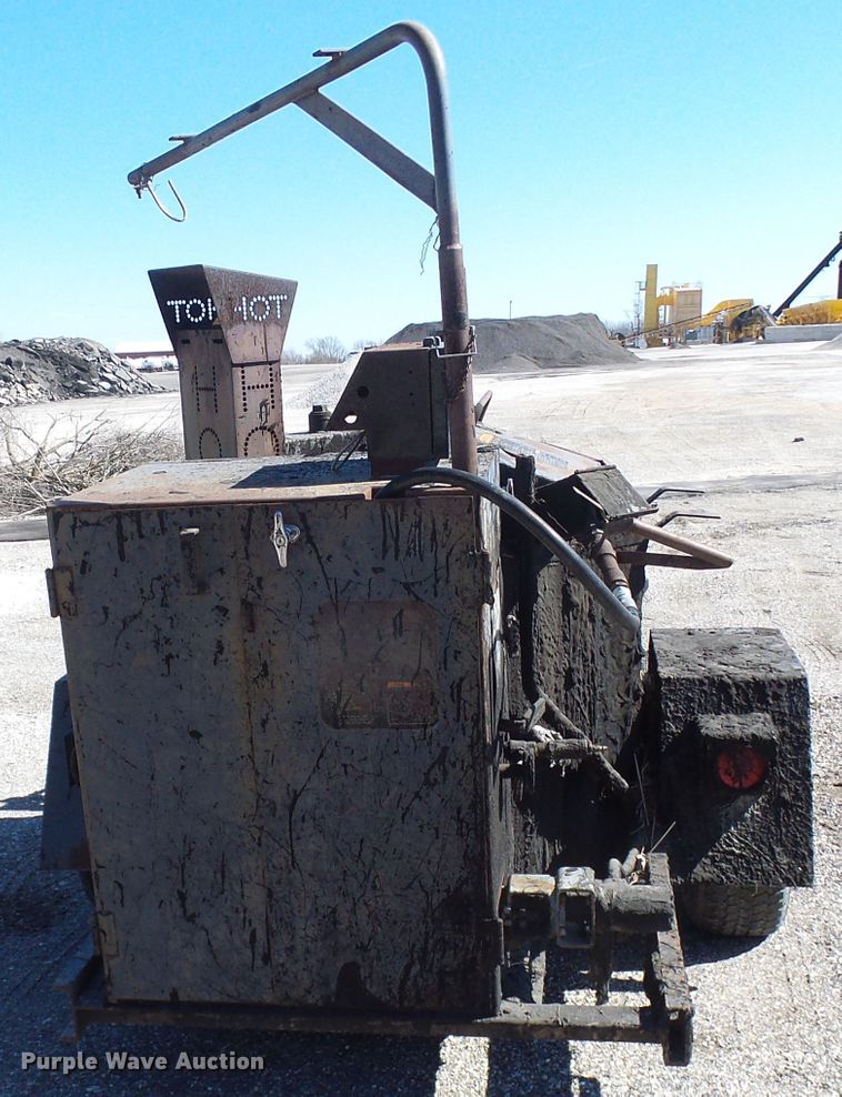 image for item DL0817 1999 Cimline 105D  melter applicator