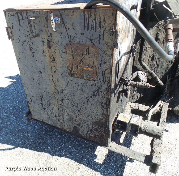 image for item DL0817 1999 Cimline 105D  melter applicator