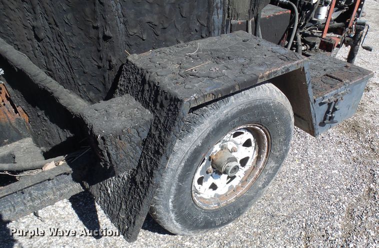 image for item DL0817 1999 Cimline 105D  melter applicator