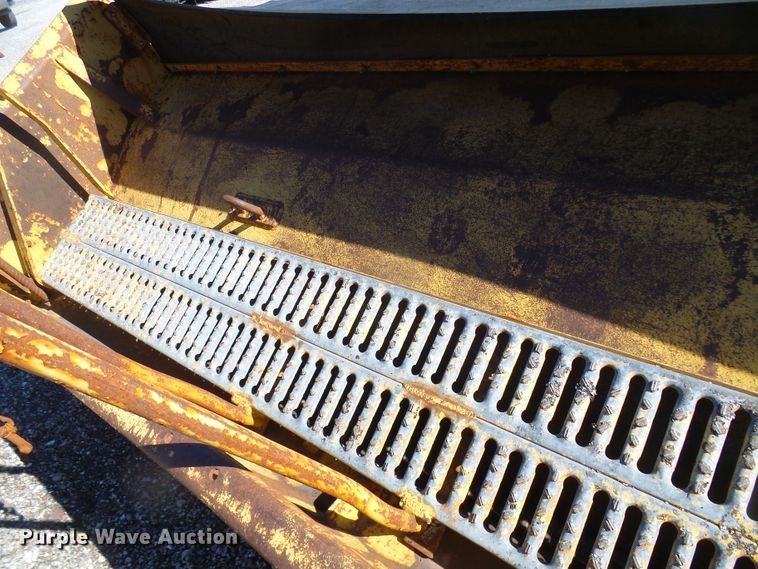 image for item DL0819 Chip spreader