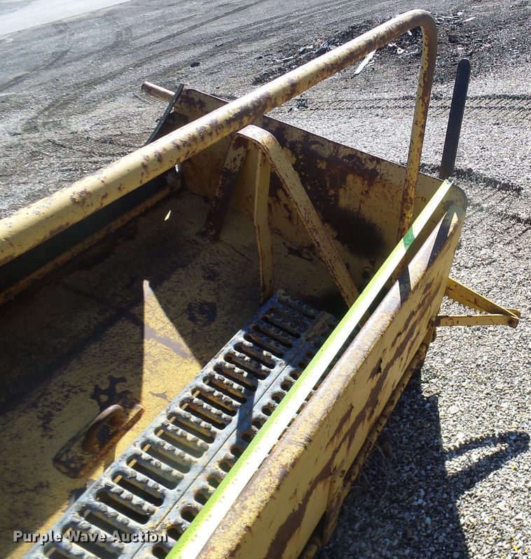 image for item DL0819 Chip spreader