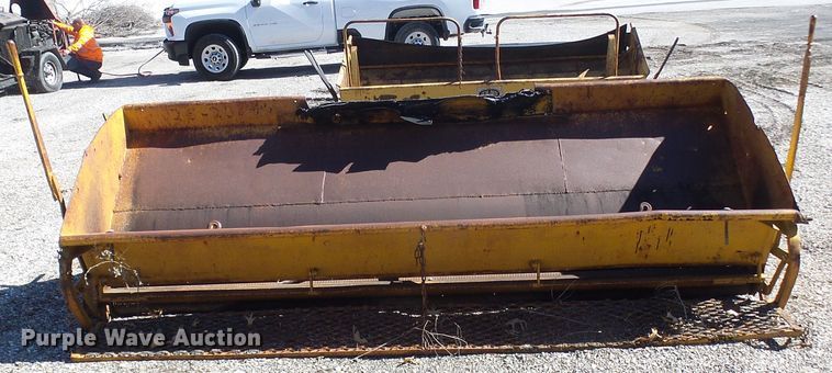 image for item DL0820 Chip spreader