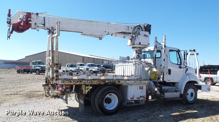image for item DL0822 2012 Freightliner Business Class M2  crane truck