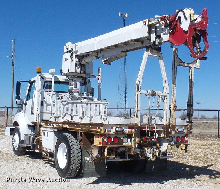 image for item DL0822 2012 Freightliner Business Class M2  crane truck