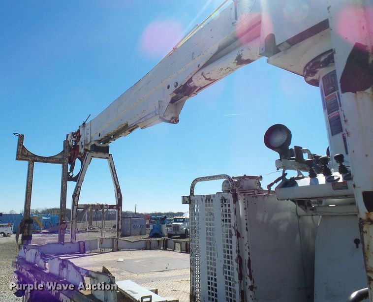 image for item DL0822 2012 Freightliner Business Class M2  crane truck