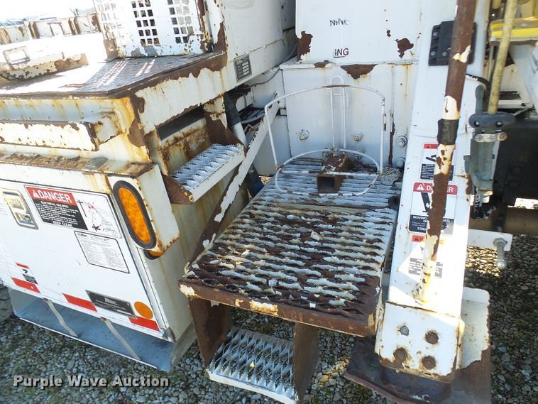 image for item DL0822 2012 Freightliner Business Class M2  crane truck