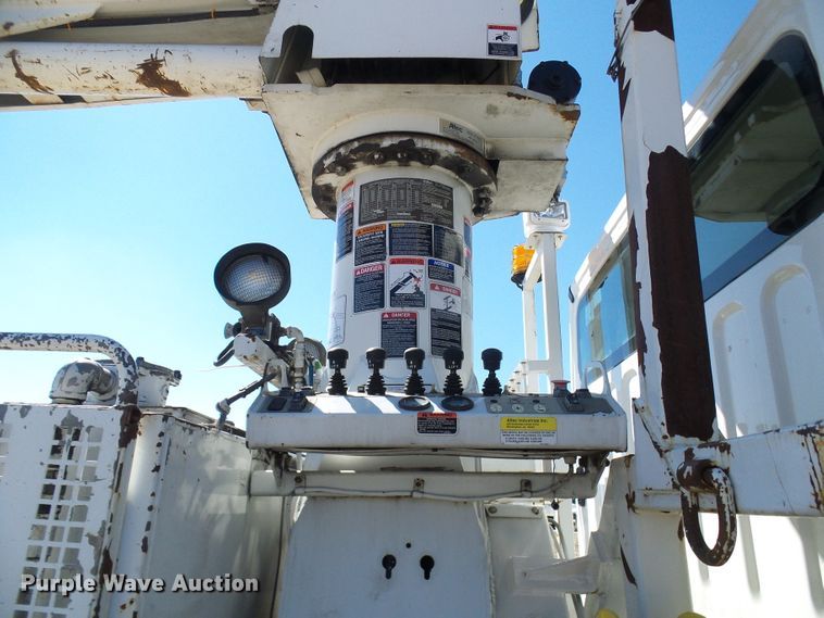 image for item DL0822 2012 Freightliner Business Class M2  crane truck