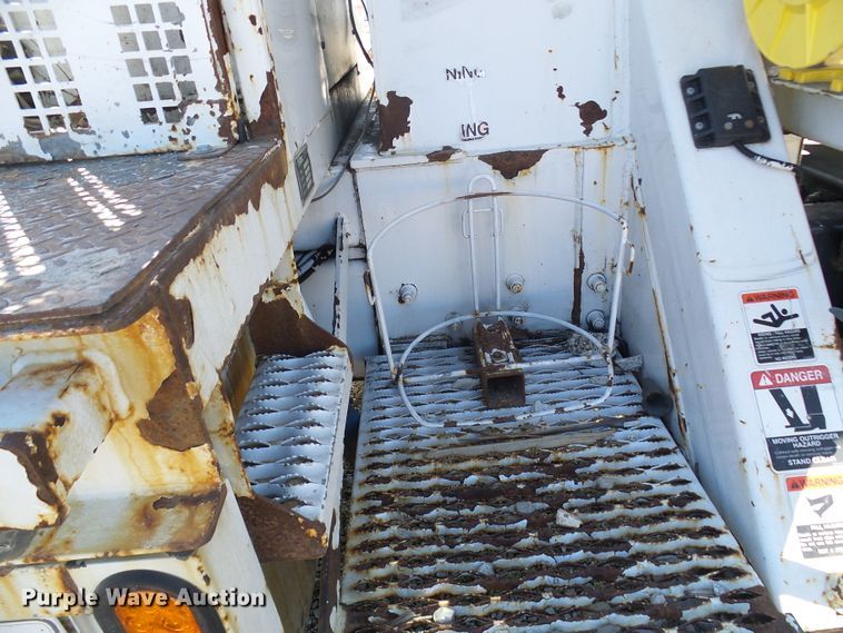 image for item DL0822 2012 Freightliner Business Class M2  crane truck