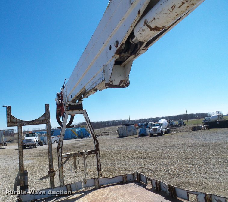 image for item DL0822 2012 Freightliner Business Class M2  crane truck