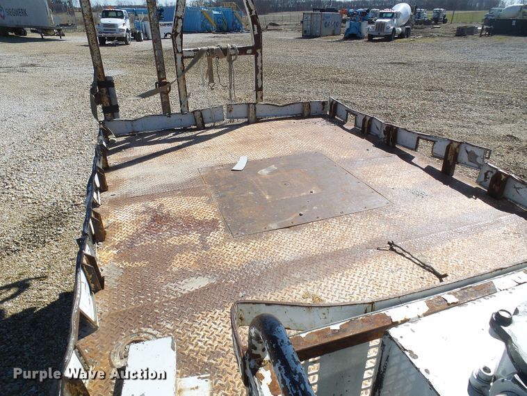 image for item DL0822 2012 Freightliner Business Class M2  crane truck