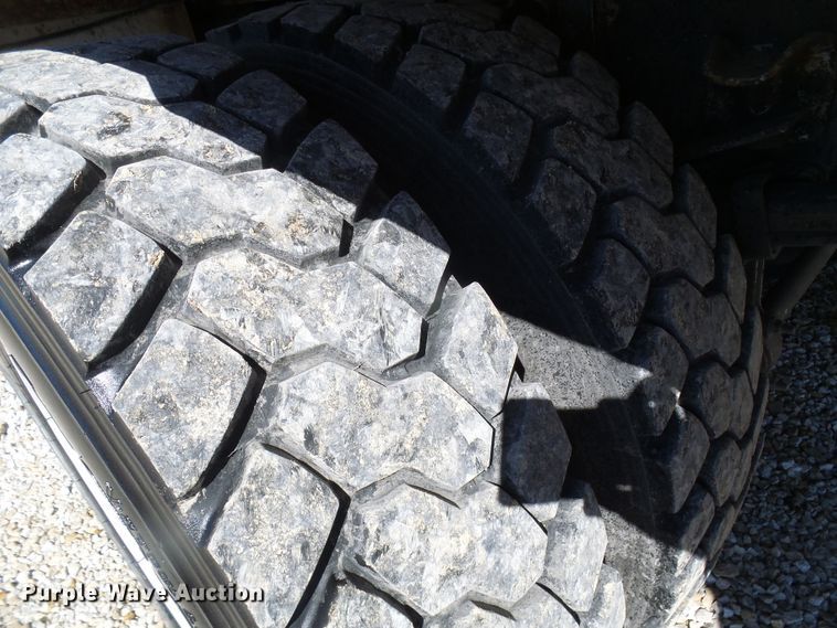 image for item DL0822 2012 Freightliner Business Class M2  crane truck