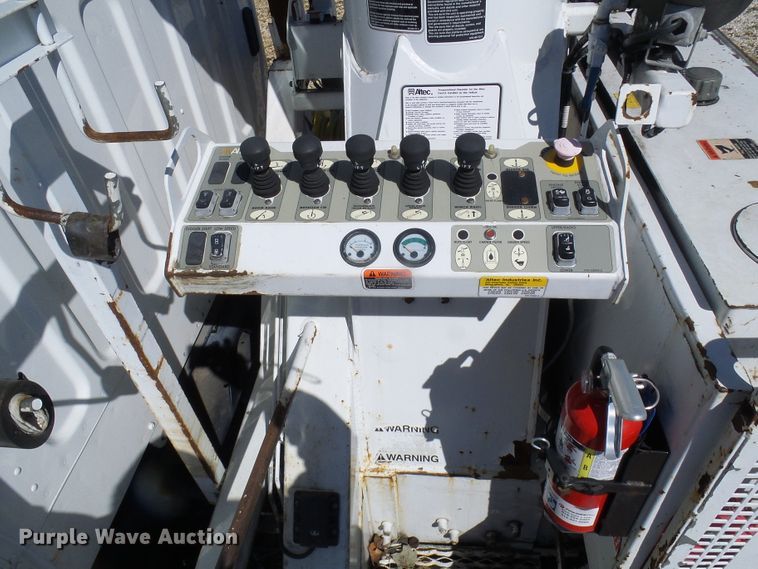 image for item DL0822 2012 Freightliner Business Class M2  crane truck