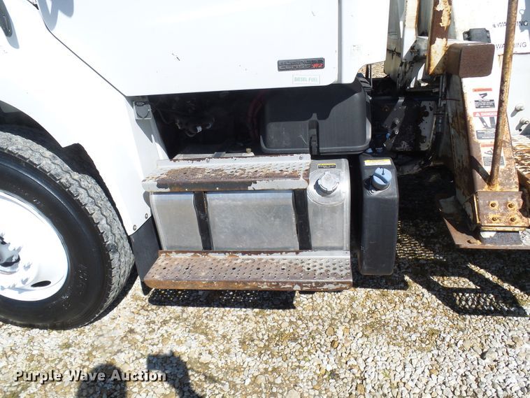 image for item DL0822 2012 Freightliner Business Class M2  crane truck