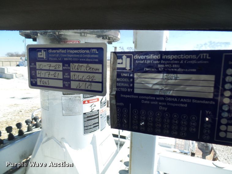 image for item DL0822 2012 Freightliner Business Class M2  crane truck