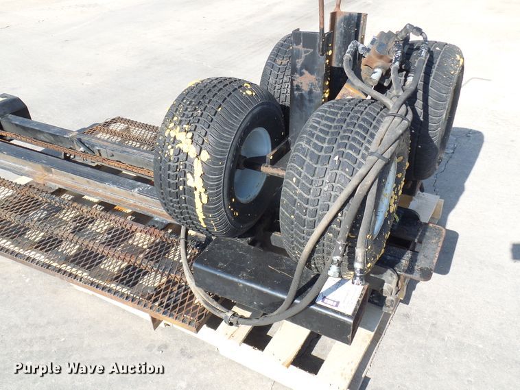 2013 Cardinal Mule 524 shed mover in Eldon, MO | Item DL0888 sold