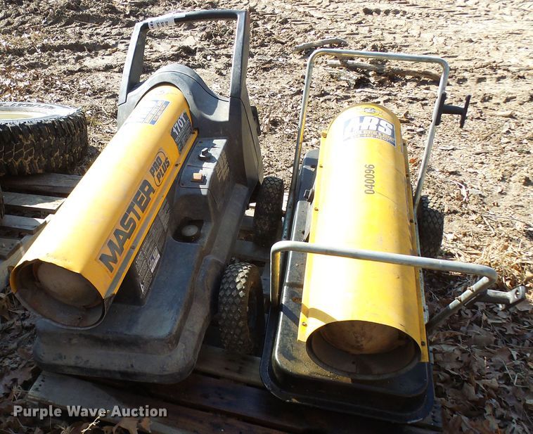 image for item DL0890 (2) Master 170 heaters