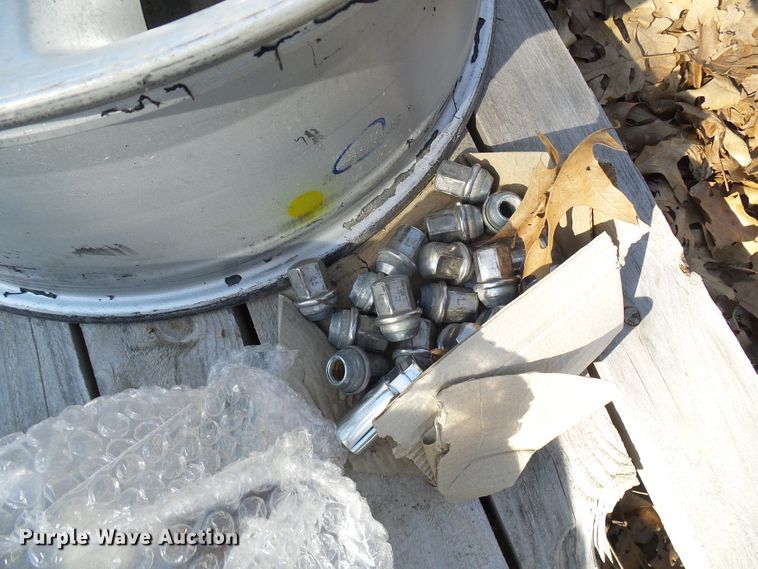 image for item DL0891 (8) Dodge wheels