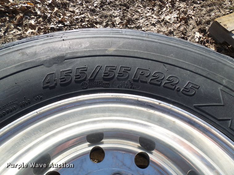 image for item DL0892 (4) Michelin 455/55R22.5 super single tires and wheels