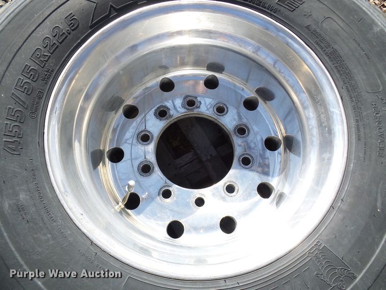 image for item DL0892 (4) Michelin 455/55R22.5 super single tires and wheels