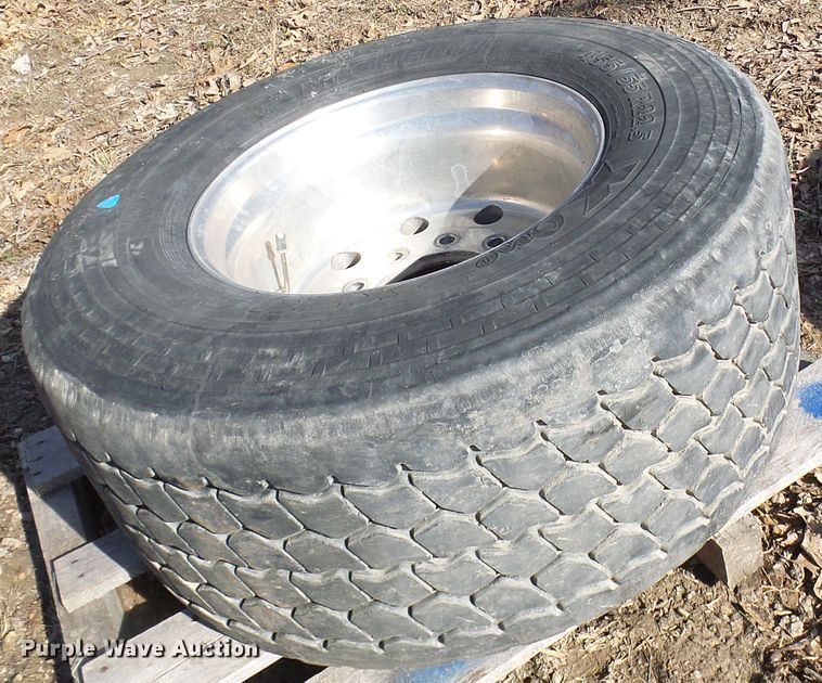 image for item DL0892 (4) Michelin 455/55R22.5 super single tires and wheels