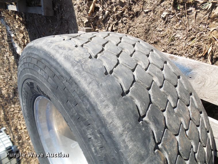 image for item DL0892 (4) Michelin 455/55R22.5 super single tires and wheels