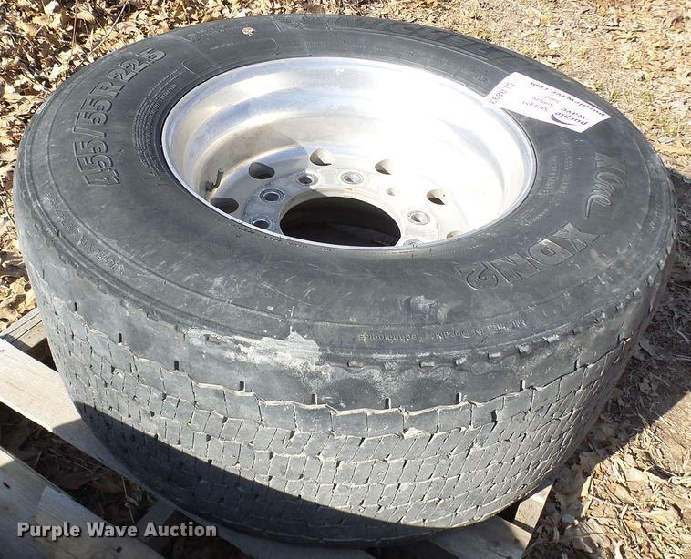 image for item DL0893 (2) Michelin 455/55R22.5 super single tires and wheels