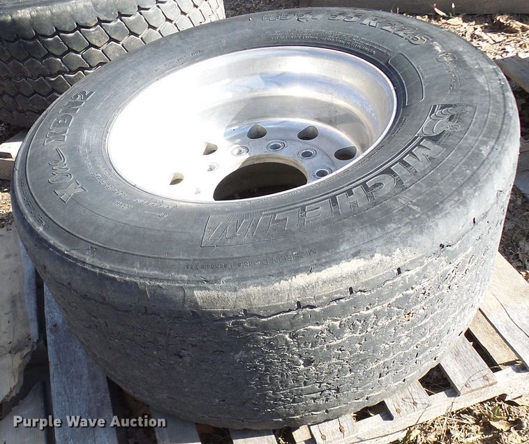 image for item DL0893 (2) Michelin 455/55R22.5 super single tires and wheels