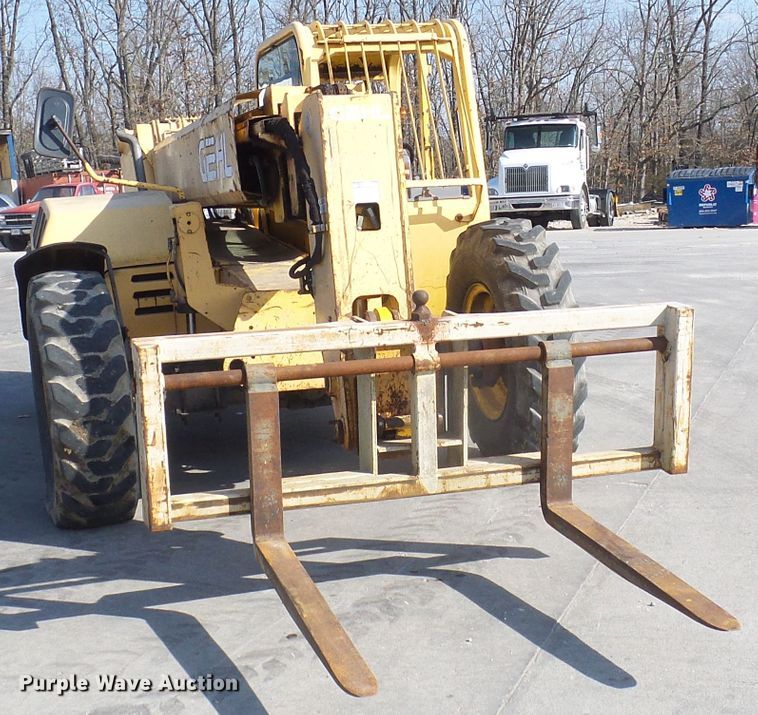 image for item DL0894 1998 Gehl DL8L  telehandler