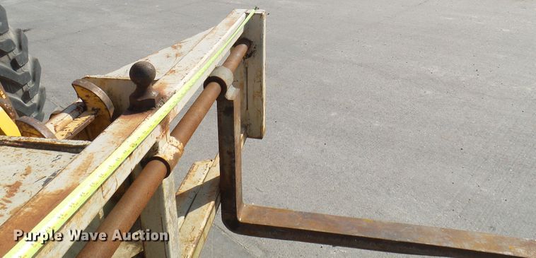 image for item DL0894 1998 Gehl DL8L  telehandler