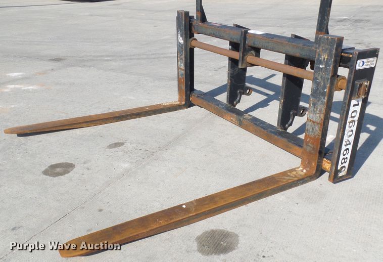 image for item DL0895 Arrow 7372250-6-72-049 forks