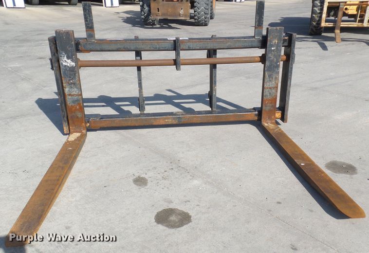 image for item DL0895 Arrow 7372250-6-72-049 forks