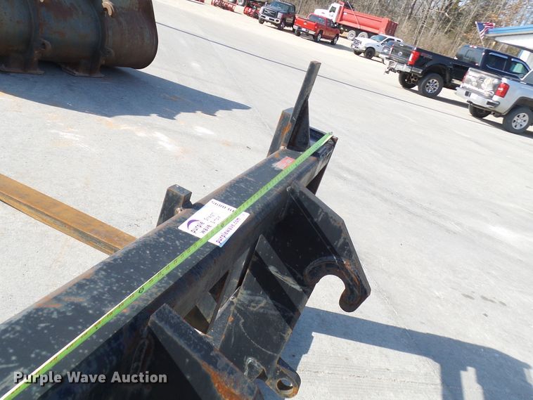 image for item DL0895 Arrow 7372250-6-72-049 forks