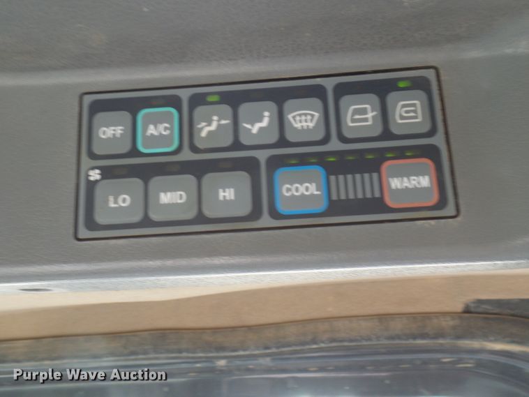 image for item DL0896 2012 Doosan DL200TC  wheel loader