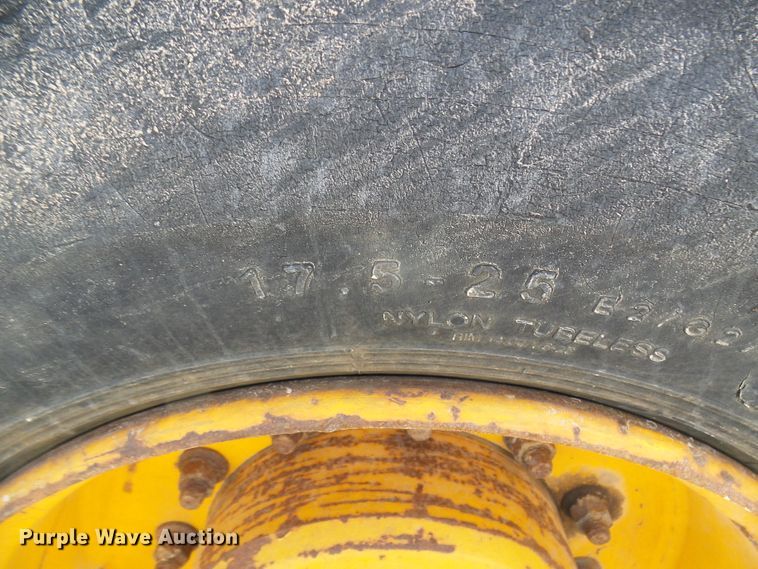 image for item DL0897 2004 JCB 416HT  wheel loader