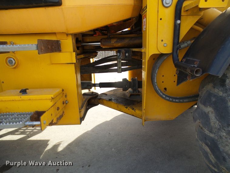 image for item DL0897 2004 JCB 416HT  wheel loader