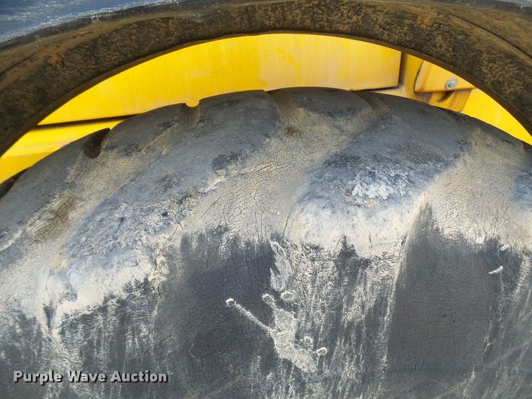image for item DL0897 2004 JCB 416HT  wheel loader