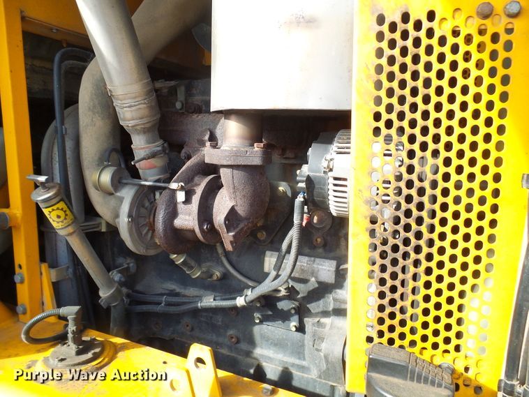 image for item DL0897 2004 JCB 416HT  wheel loader