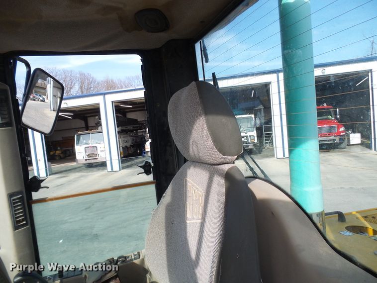 image for item DL0897 2004 JCB 416HT  wheel loader