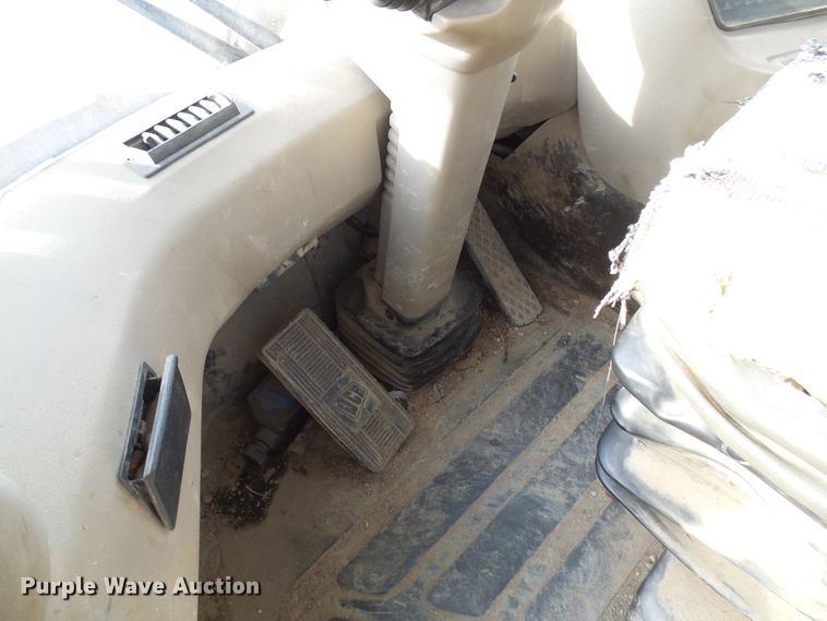 image for item DL0897 2004 JCB 416HT  wheel loader