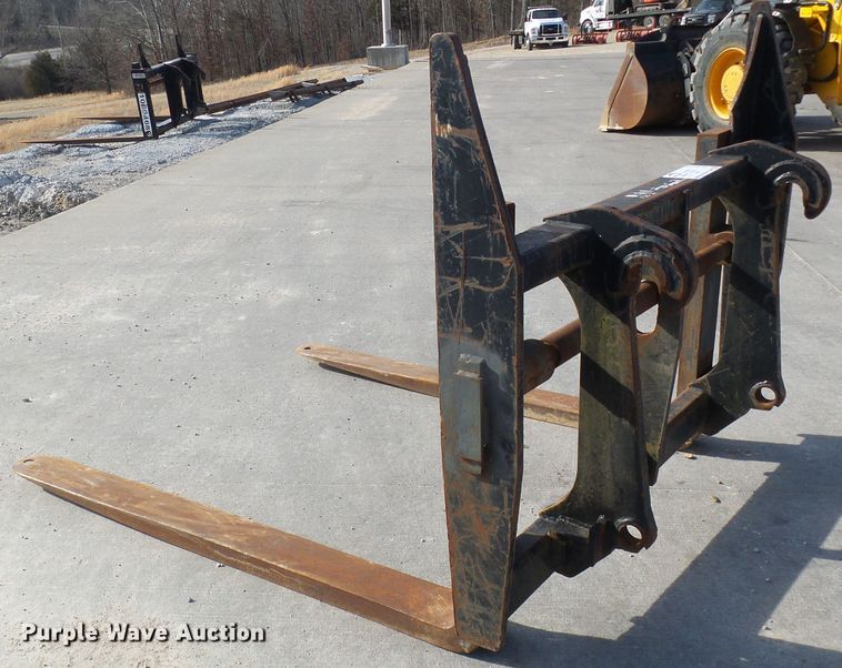 image for item DL0898 70"L forks