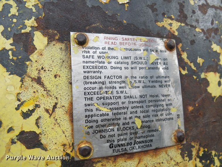 image for item DL0900 1992 Mack DM690S  crane truck