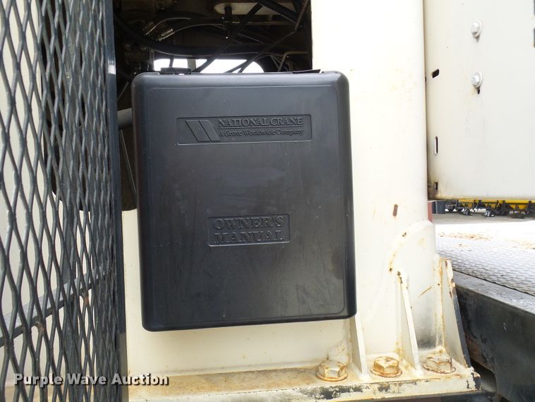 image for item DL0900 1992 Mack DM690S  crane truck