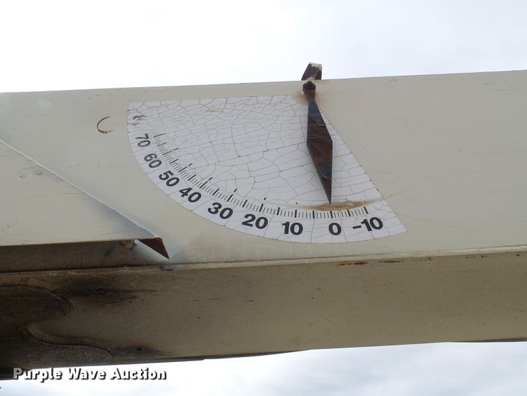 image for item DL0900 1992 Mack DM690S  crane truck