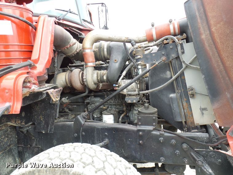 image for item DL0900 1992 Mack DM690S  crane truck